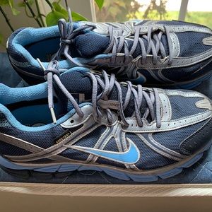 Hiking Sneakers